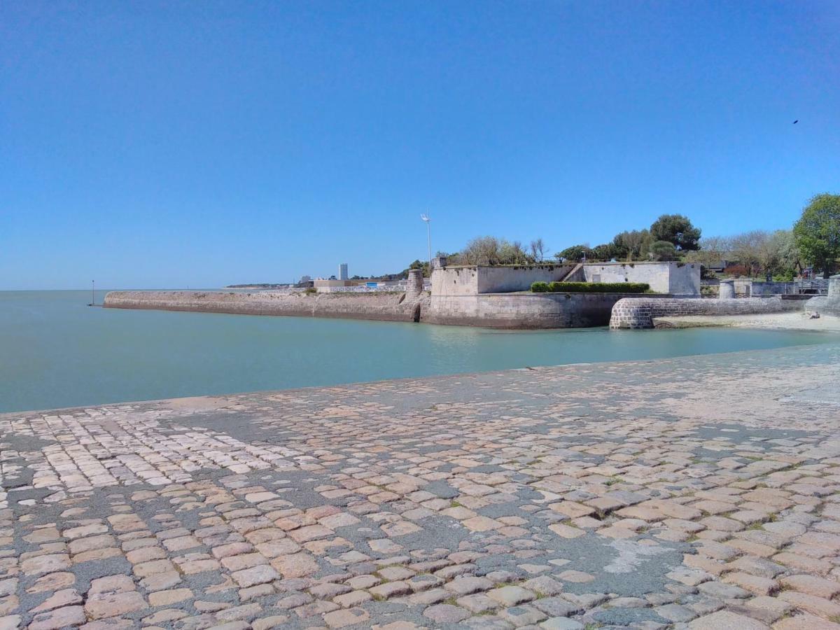 Sur Le Vieux Port, Centre De La Rochelle Apartment La Rochelle  Luaran gambar